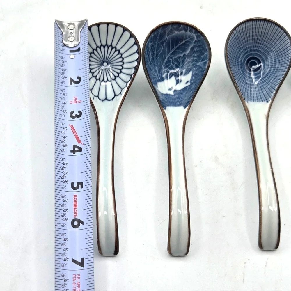 Asian Style Ceramic Soup Spoons Ramen Blue and White Set‎ of 4